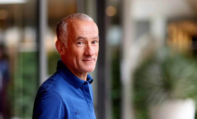 Vermögen Gilles Bouleau: Der finanzielle Werdegang des berühmten TF1-Journalisten