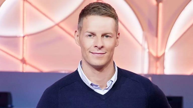 Vermögen Matthieu Delormeau: Entdecken Sie das Vermögen des TV-Moderators im Jahr 2025