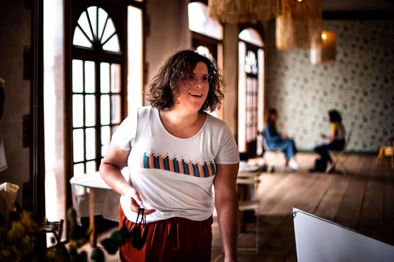 Rachel Garrat-Valcarcel Politische Journalistin: Werdegang, Analysen und Medienbeiträge