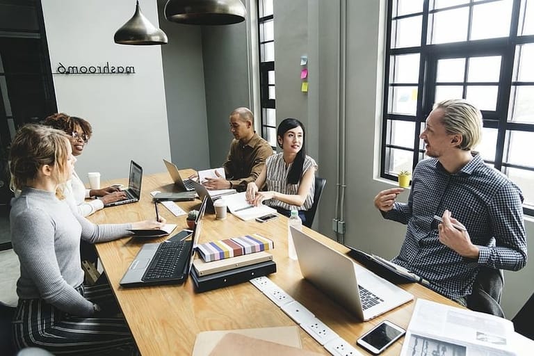 Beste Québecer Unternehmen Zum Arbeiten in 2026 — Umsatz, Unternehmenskultur & Perspektiven